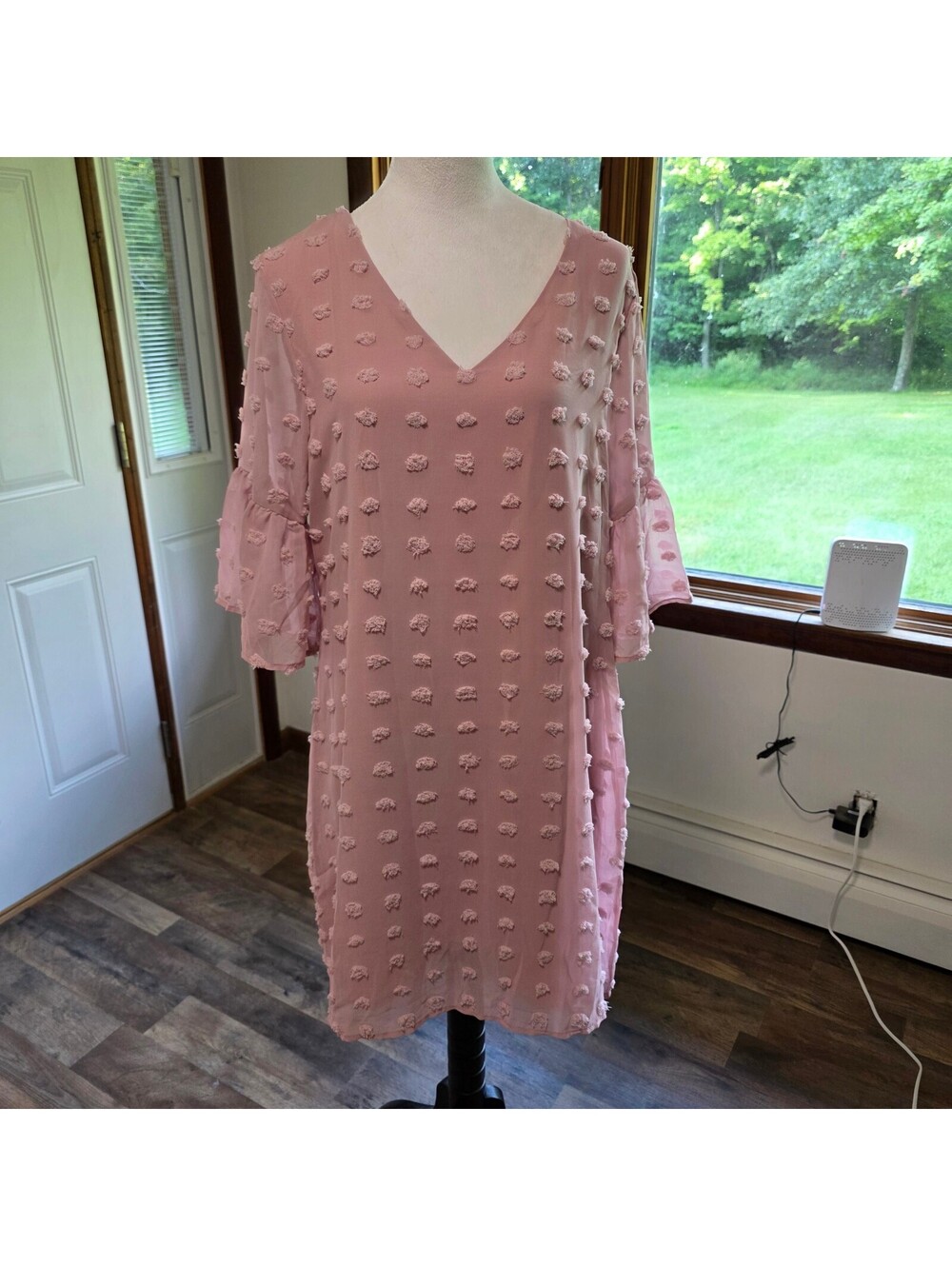 Blooming Jelly Chiffon Pom Pom V-Neck Ruffle Sleeve Shift Dress size Large